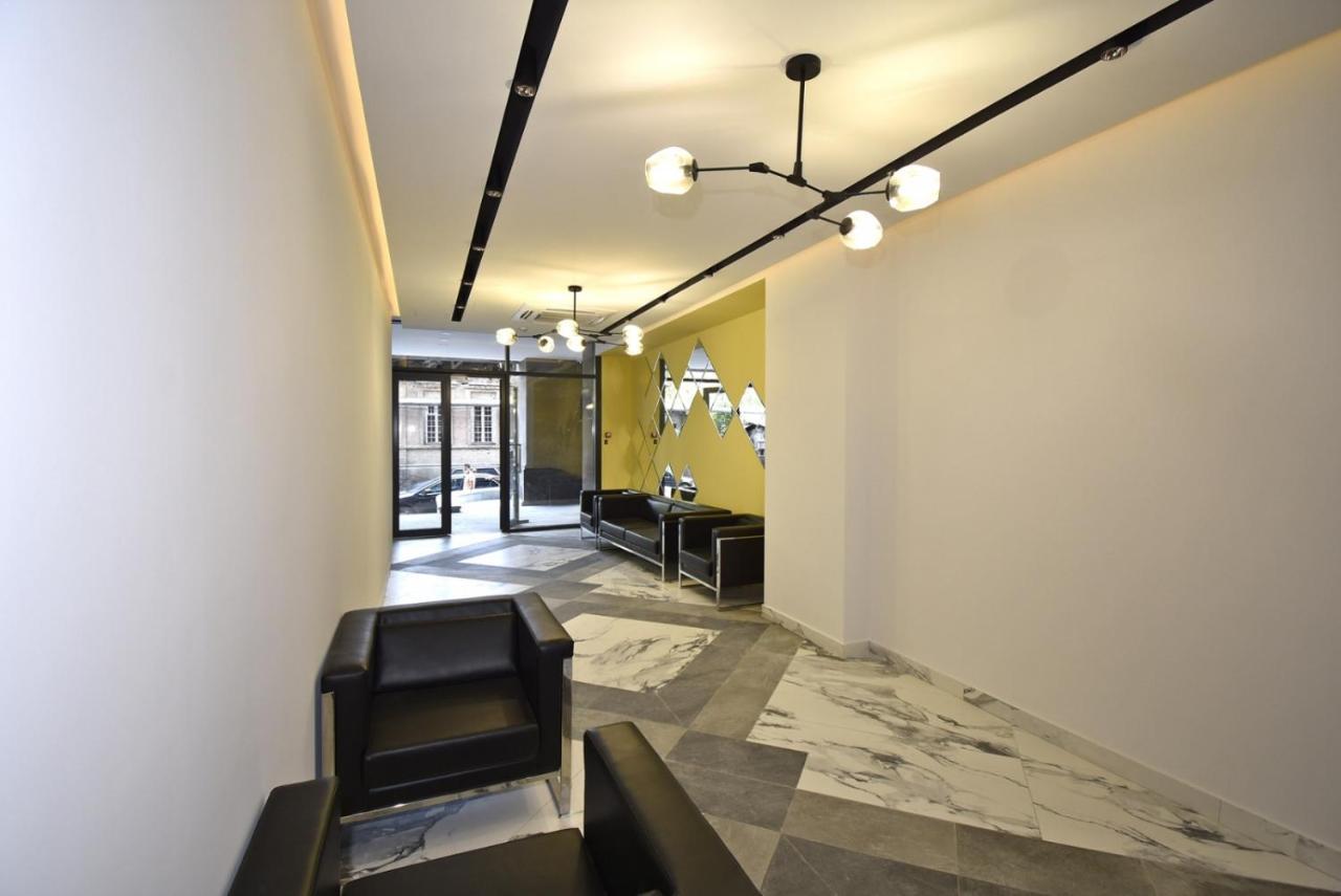 Home4You Apartments On Koghbatsi Ереван Екстериор снимка