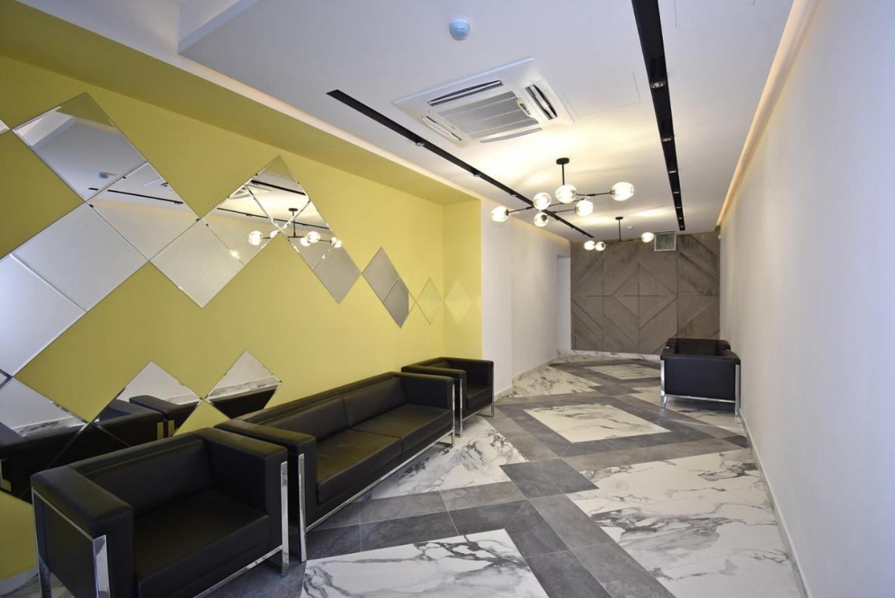 Home4You Apartments On Koghbatsi Ереван Екстериор снимка