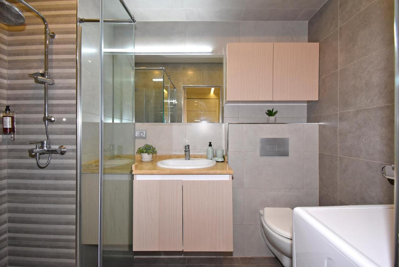 Home4You Apartments On Koghbatsi Ереван Екстериор снимка