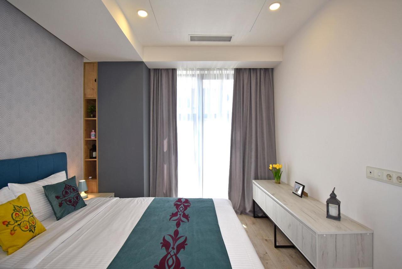 Home4You Apartments On Koghbatsi Ереван Екстериор снимка