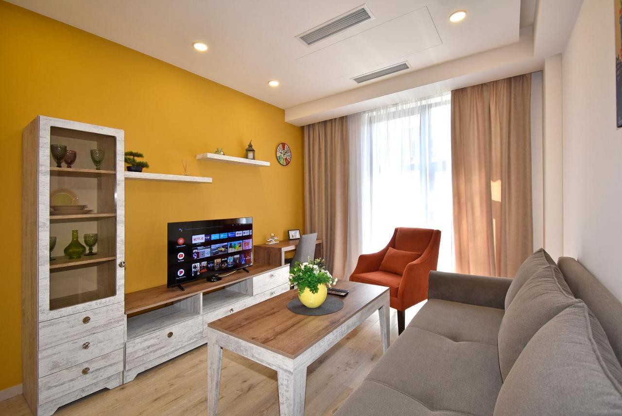 Home4You Apartments On Koghbatsi Ереван Екстериор снимка